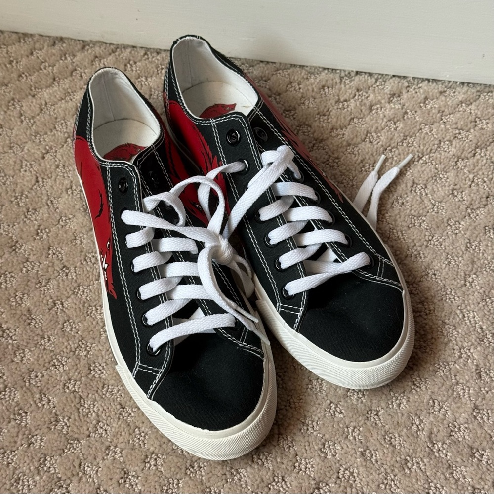 Row One Arkansas Razorback Converse Style Shoes - Picture 4 of 6